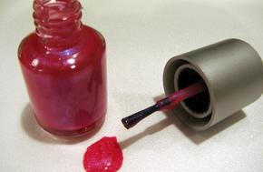 fushia nail polish